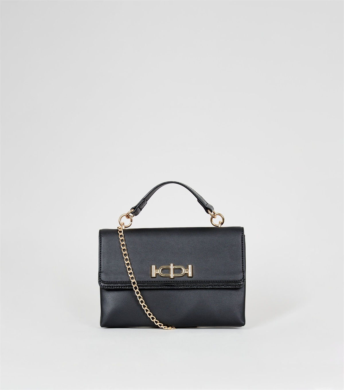 PZB26089 black-faux-snake-trim-chain-shoulder-bag